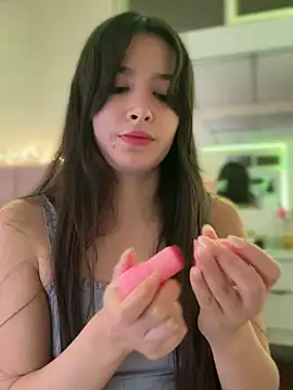 annaharper- online show from 02.22.25