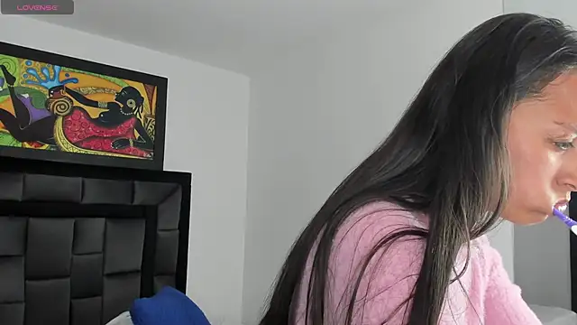 tatiana valencia online show from 01.31.25