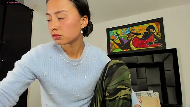 tatiana valencia online show from 02.04.25