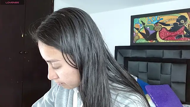 tatiana valencia online show from 02.18.25