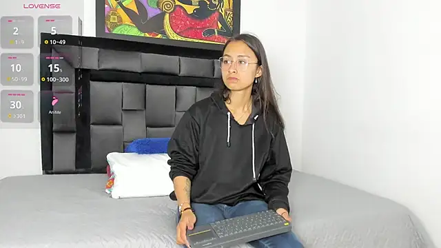 tatiana valencia online show from 03.09.25