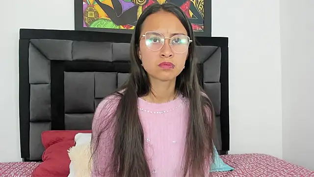 tatiana valencia online show from 03.18.25