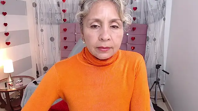 Snapshot of Afrodita_sg chatting on 02.21.25 Afrodita sg online show from 02.21.25