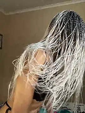 Snapshot of niccki3 chatting on 12.21.24 niccki3 online show from 12.21.24