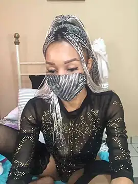 Snapshot of niccki3 chatting on 12.29.24 niccki3 online show from 12.29.24