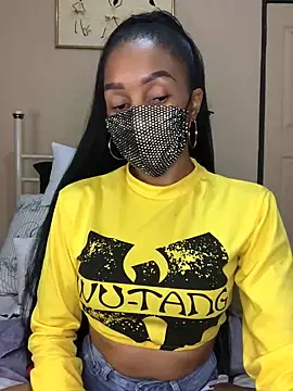 Snapshot of niccki3 chatting on 01.15.25 niccki3 online show from 01.15.25