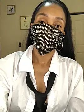 Snapshot of niccki3 chatting on 02.09.25 niccki3 online show from 02.09.25