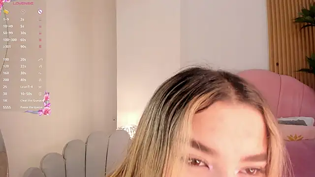 Victoria vallejo  online show from 02.10.26