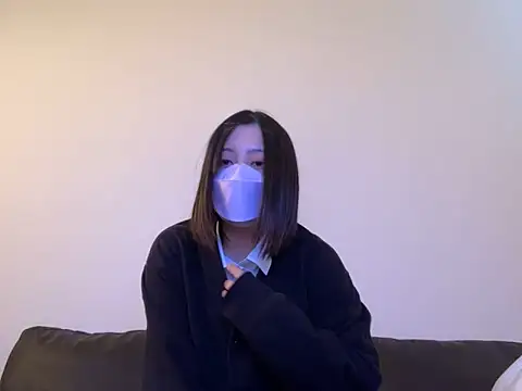 Snapshot of Angels1-2-3-4-5 chatting on 01.22.25 Angels1-2-3-4-5 online show from 01.22.25