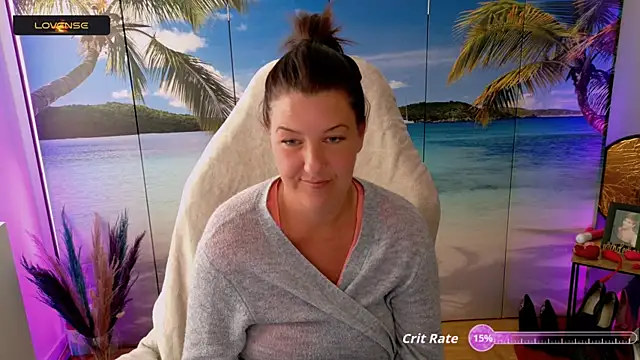 Snapshot of NatiLove35 chatting on 12.18.25 NatiLove35 online show from 12.18.25