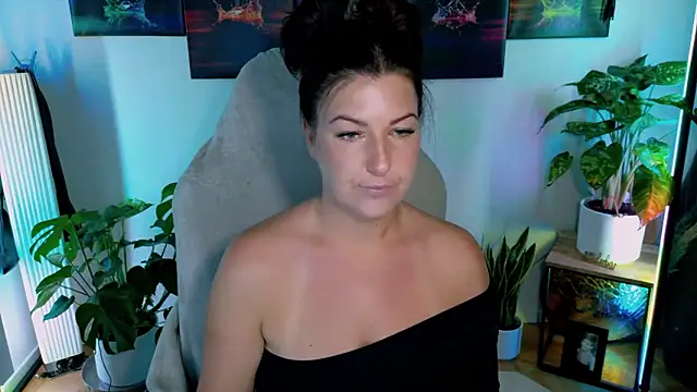 Snapshot of NatiLove35 chatting on 01.18.26 NatiLove35 online show from 01.18.26