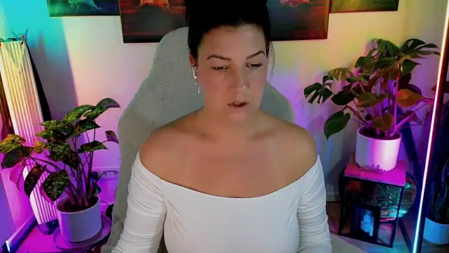 Snapshot of NatiLove35 chatting on 02.04.26 NatiLove35 online show from 02.04.26