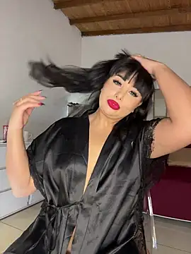 Alexa Miss online show from 10.26.25