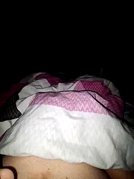 Snapshot of schlonzi81 chatting on 12.12.24 schlonzi81 online show from 12.12.24