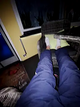 Snapshot of schlonzi81 chatting on 09.26.25 schlonzi81 online show from 09.26.25