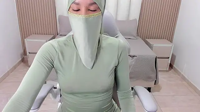 Hanaa latif online show from 02.20.25