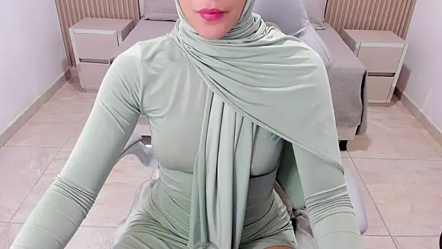 Hanaa latif online show from 02.20.25