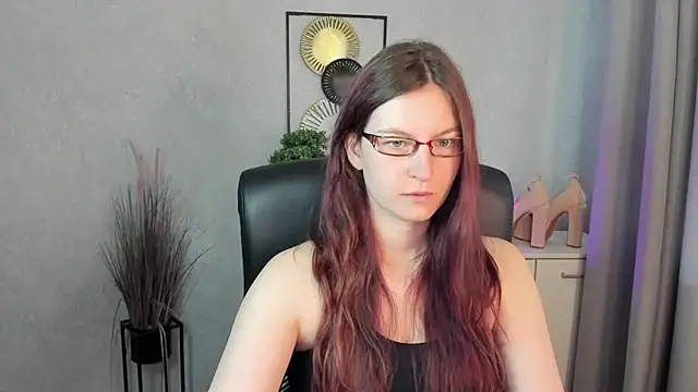 emmaxDelight online show from 07.07.26