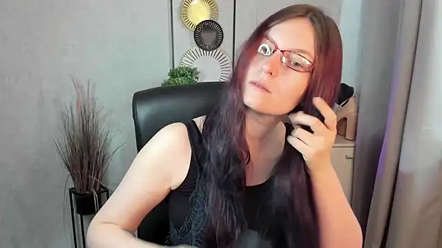 emmaxDelight online show from 07.13.26