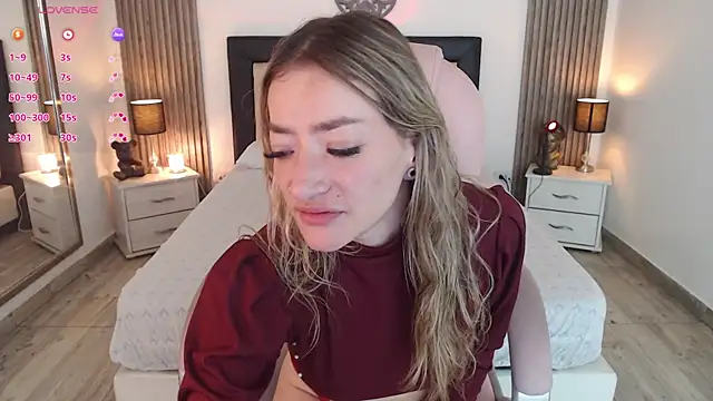 zoe jones13 online show from 03.13.25