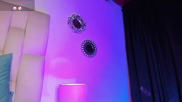 Snapshot of Mia_ross16 chatting on 01.19.25 Mia ross16 online show from 01.19.25