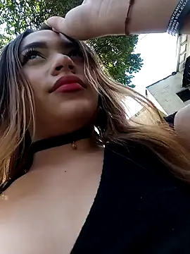 Snapshot of Mia_ross16 chatting on 01.19.25 Mia ross16 online show from 01.19.25