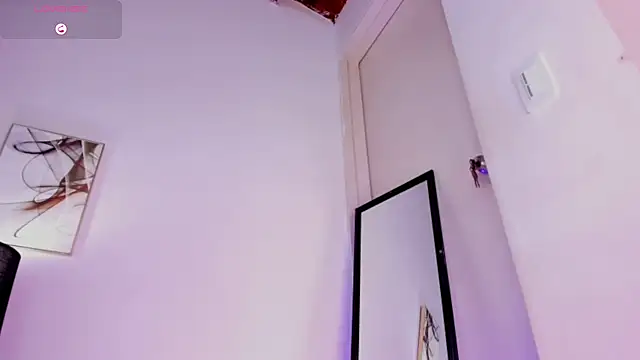 Snapshot of Mia_ross16 chatting on 01.30.25 Mia ross16 online show from 01.30.25