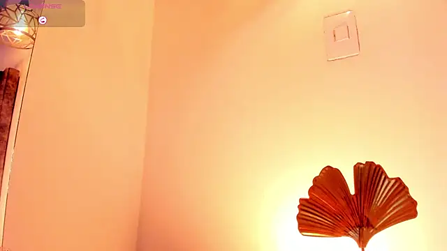 Snapshot of Mia_ross16 chatting on 02.09.25 Mia ross16 online show from 02.09.25