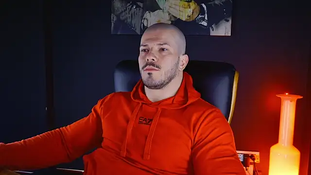 Snapshot of AngeloEric chatting on 01.18.25 AngeloEric online show from 01.18.25