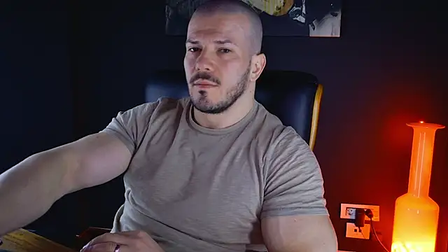 Snapshot of AngeloEric chatting on 01.23.25 AngeloEric online show from 01.23.25