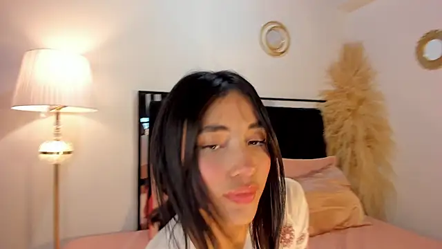 lilithTeen1  online show from 02.10.26