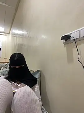 jijijoudia online show from 11.06.25