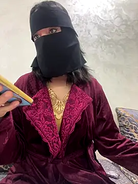 jijijoudia online show from 11.17.25