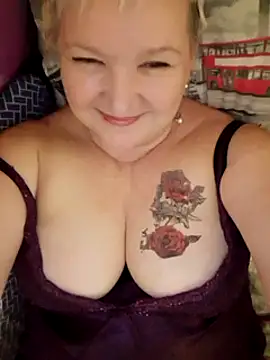 Snapshot of ForgetMeNot50 chatting on 01.30.25 ForgetMeNot50 online show from 01.30.25