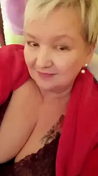 Snapshot of ForgetMeNot50 chatting on 02.25.25 ForgetMeNot50 online show from 02.25.25