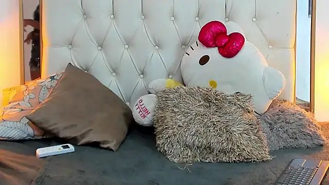 camila sex latina online show from 01.07.25