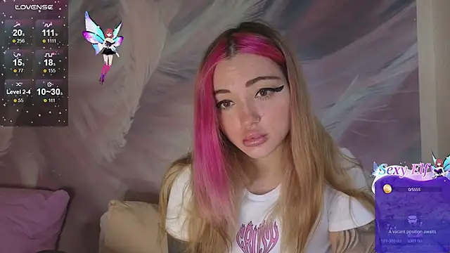 Snapshot of Coralie20_ chatting on 03.16.25 Coralie20 online show from 03.16.25