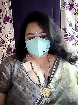 neelu-hoty online show from 01.04.25