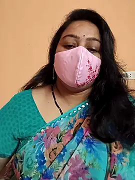 neelu-hoty online show from 02.07.25