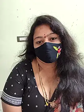 neelu-hoty online show from 11.06.25