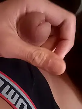 Snapshot of LAN69XXXX chatting on 02.18.25 LAN69XXXX online show from 02.18.25