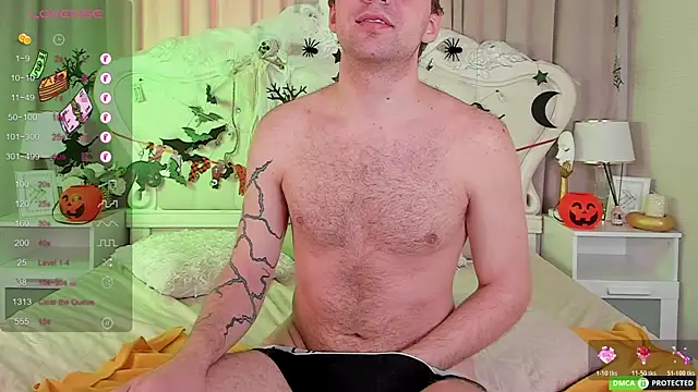 ArthurWhitee online show from 10.31.25