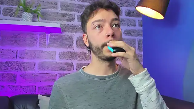 noah ricci online show from 04.10.26