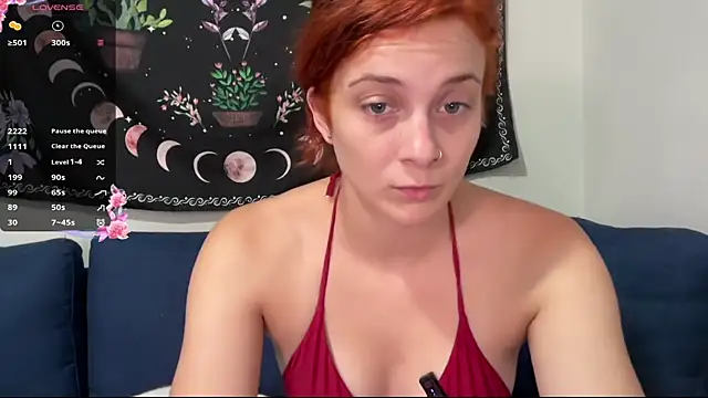 Snapshot of Aria_Fields chatting on 09.29.25 Aria Fields online show from 09.29.25