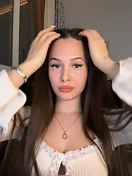 EricaWalls online show from 03.12.26