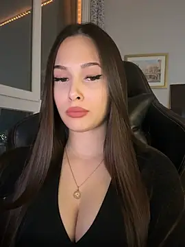 EricaWalls online show from 03.26.26