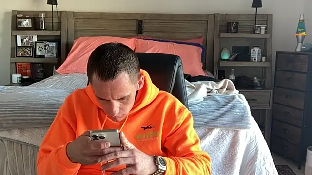 PeytonJohnn online show from 10.27.25