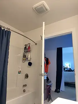 PeytonJohnn online show from 10.29.25