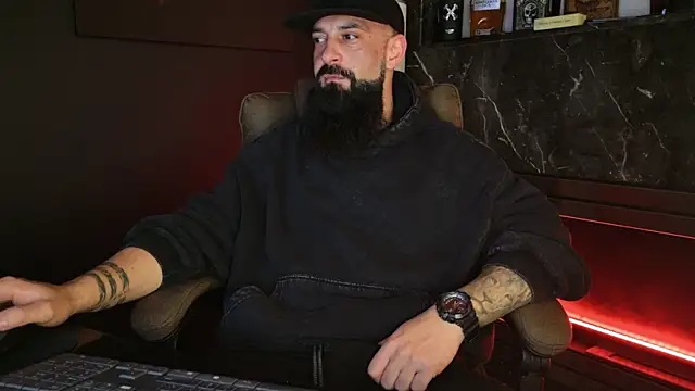 axxelrich  online show from 11.14.25