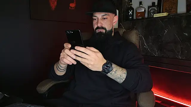 axxelrich  online show from 11.25.25